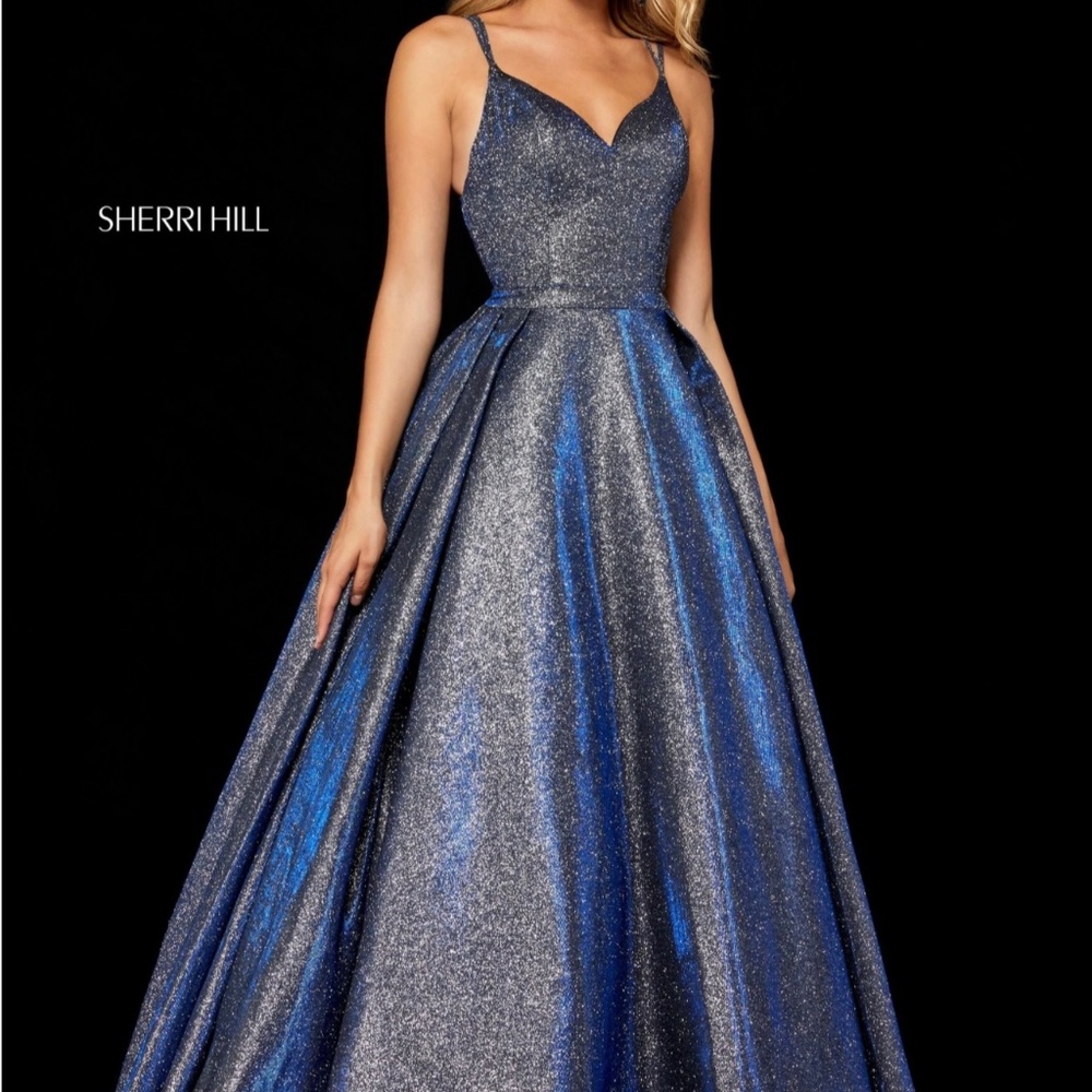 SHERRI HILL Dress, Ball Gown, Blue Iridescent,  Size 6 Size 8